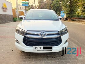 Toyota Innova Crysta 2.4 V Nov 2020